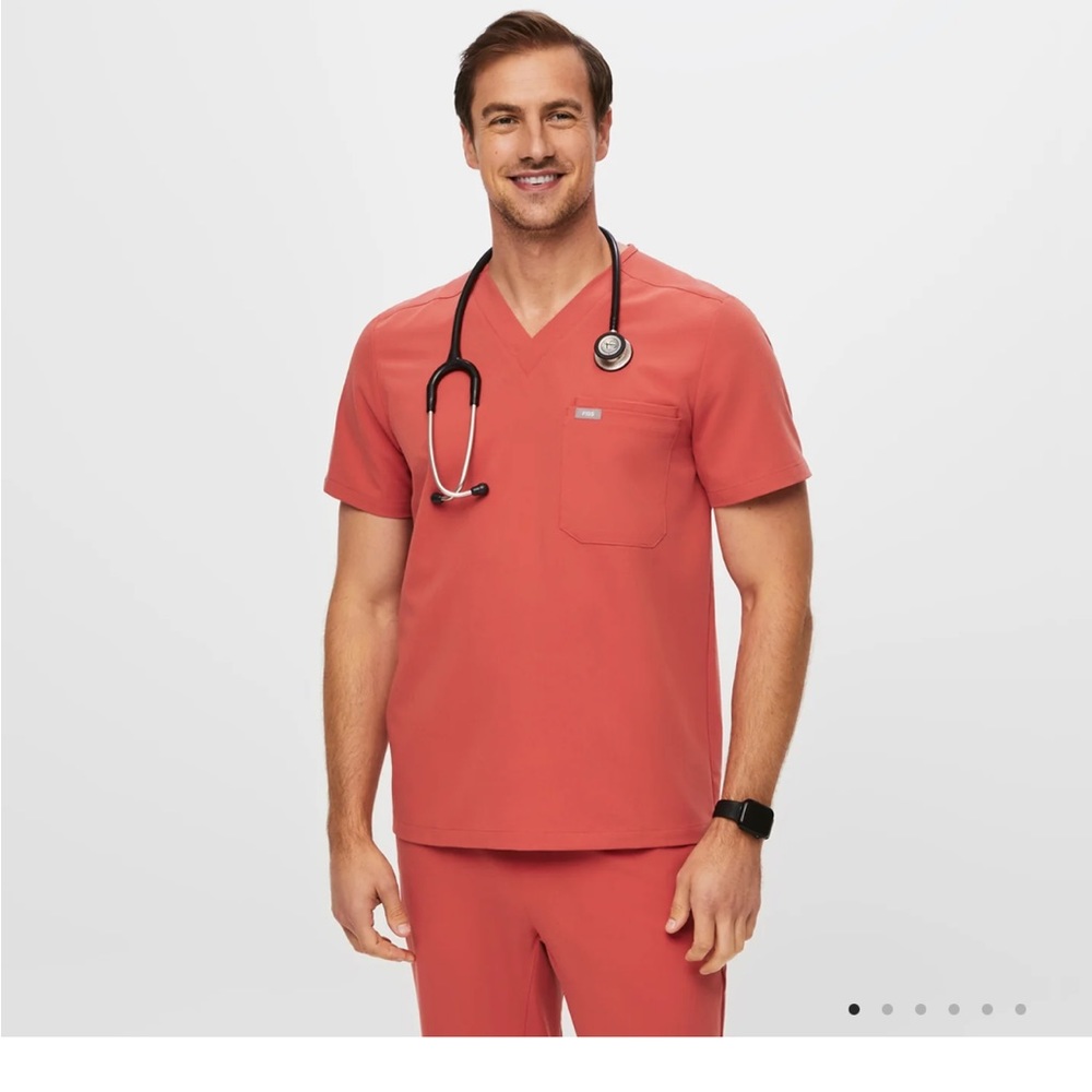 Figs Cairo cargo pants, Leon scrub top. Clay color.